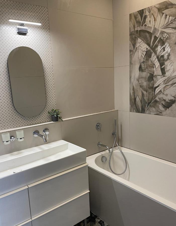 - Le Palais Du Commerce Appartement