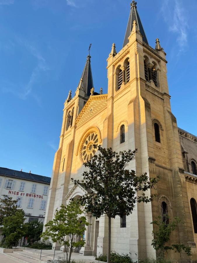 - Le Palais Du Commerce Appartement